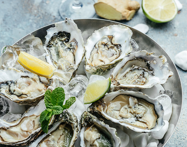 Plat d'huîtres fraîches